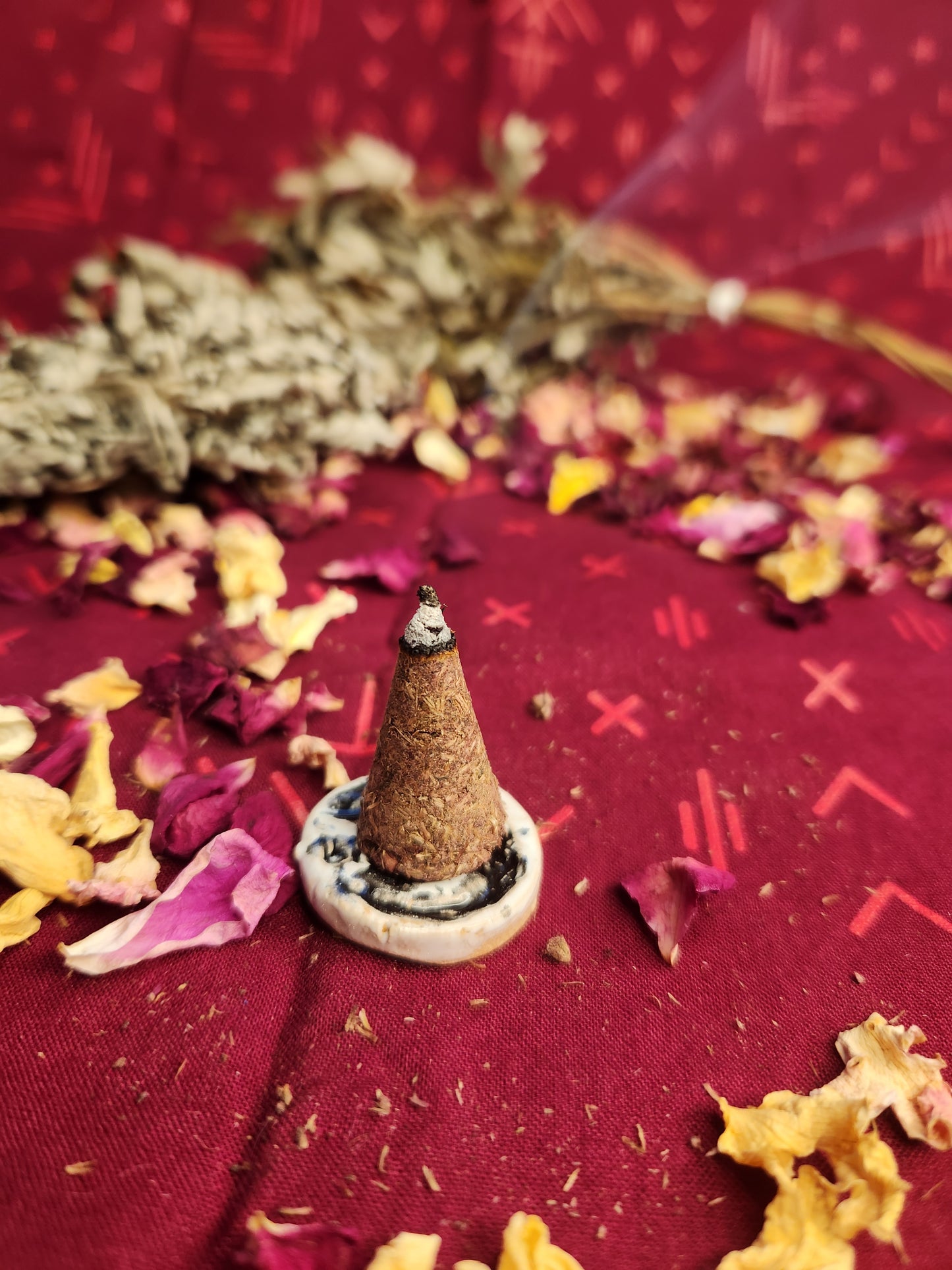 Mugwort & Rose Handmade Incense Cones